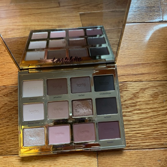 Tartlette in bloom - Picture 2 of 2